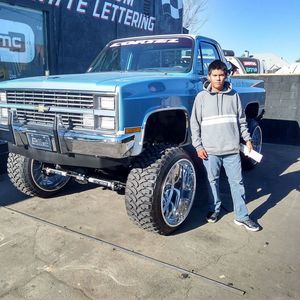 Meet your Posher, Gilbert